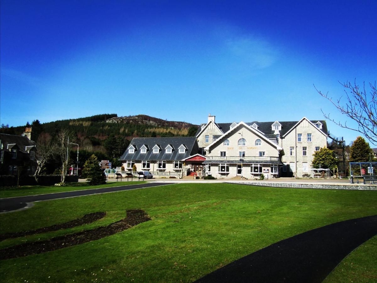 Duke Of Gordon Hotel Kingussie Luaran gambar