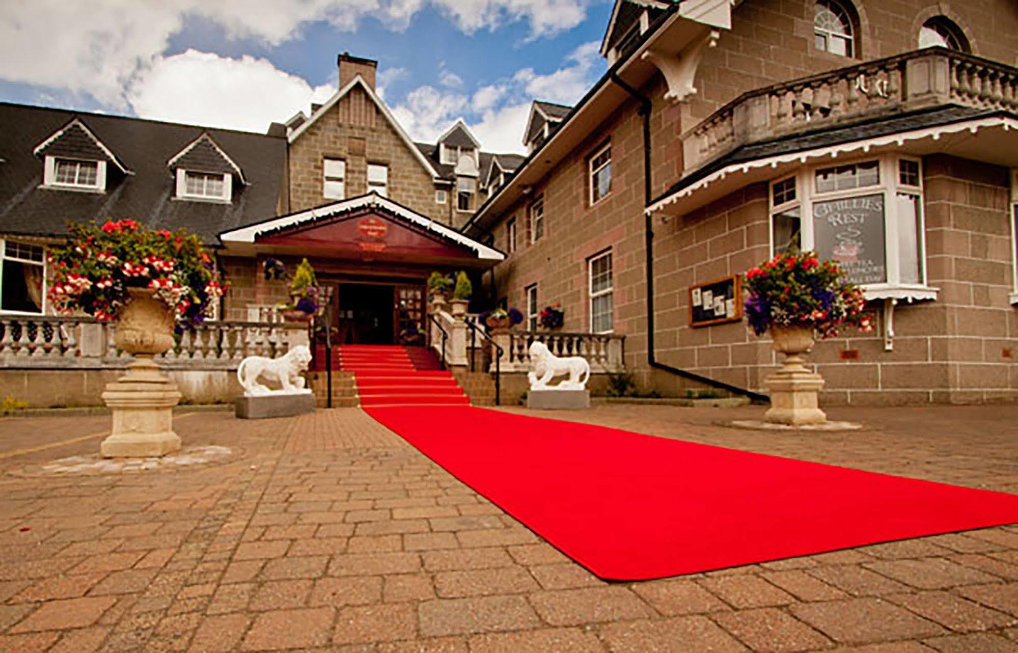 Duke Of Gordon Hotel Kingussie Luaran gambar