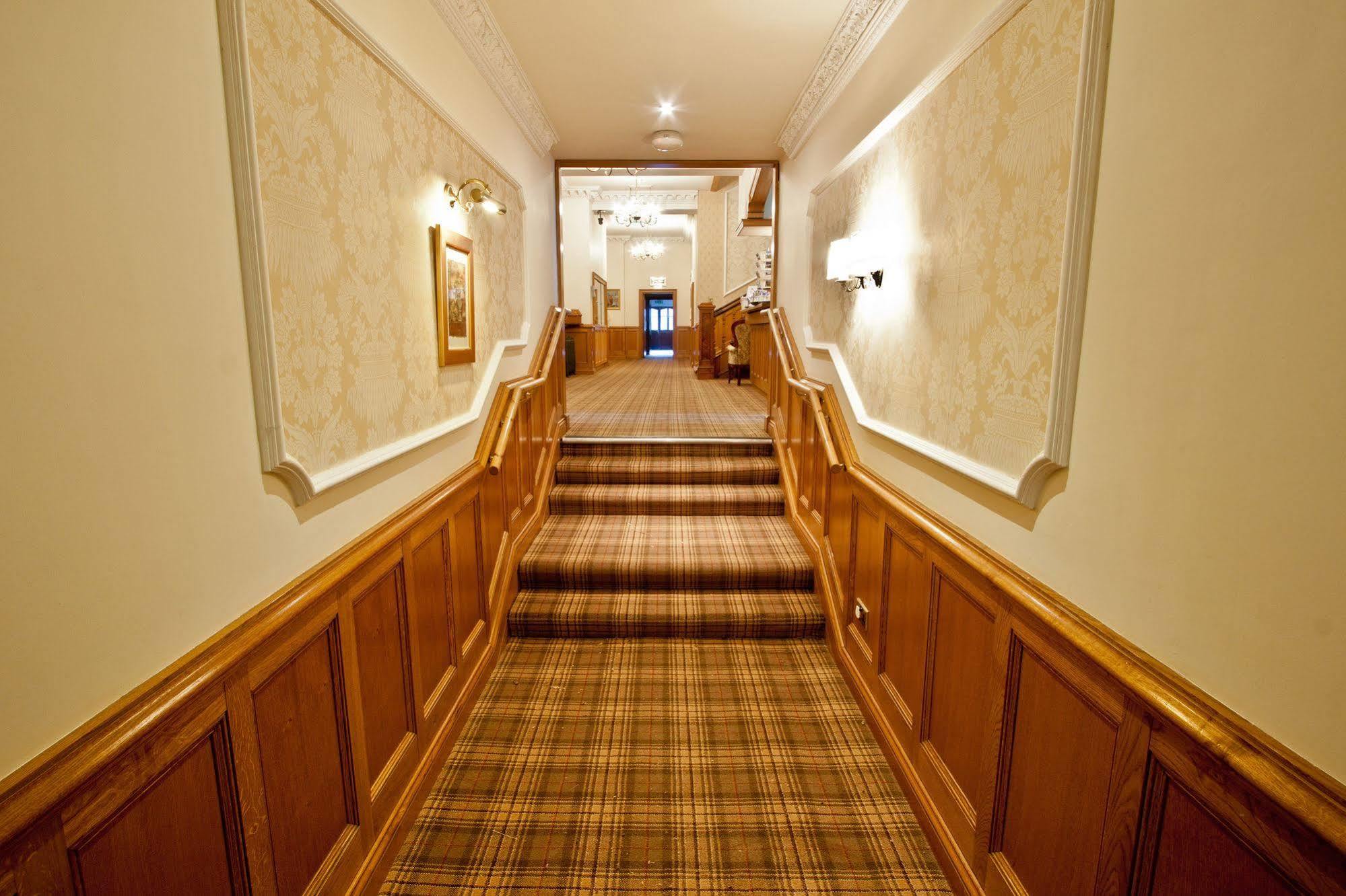 Duke Of Gordon Hotel Kingussie Luaran gambar